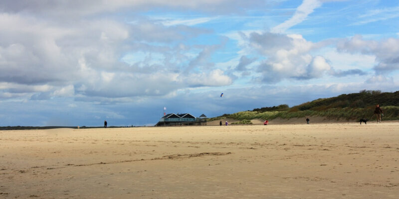 Hundestrand am Domburg in den Niederlande mit seinem Vierbeiner erleben
