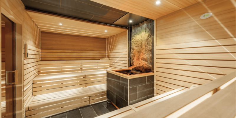 Der Wellness im schönen TAUERN SPA genießen 